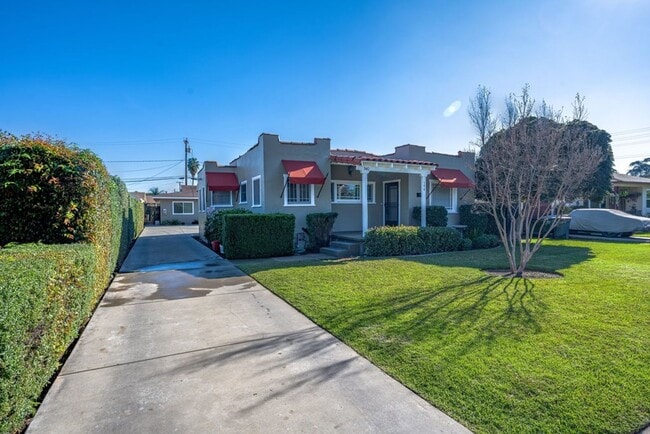 property at 540 N Valencia Pl