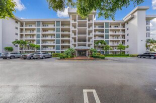 2850 N Palm Aire Dr in Pompano Beach, FL - Building Photo