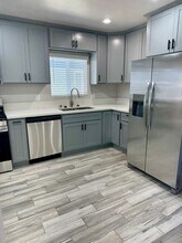 4816 134th Pl in Hawthorne, CA - Building Photo - Building Photo