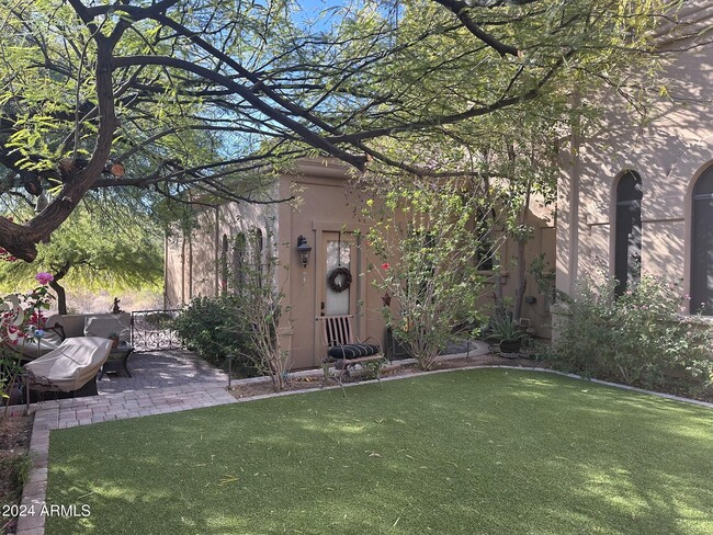 property at 15835 N Eagles Nest Dr