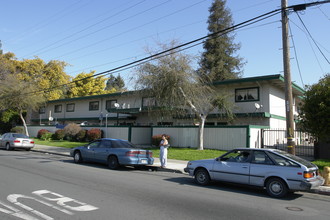 Manon Square Apartments in Hayward, CA - Building Photo - Building Photo