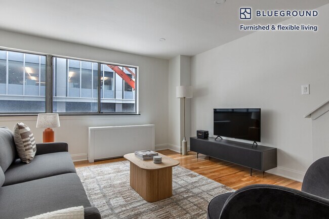 123 E 54th St in New York, NY - Building Photo - Building Photo
