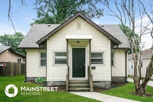 935 N Gibson Ave in Indianapolis, IN - Building Photo