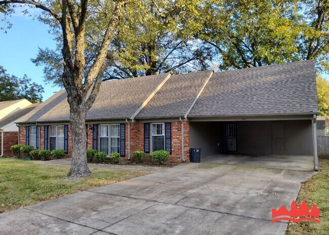 5817 Lochmoor Ave in Memphis, TN - Building Photo - Building Photo