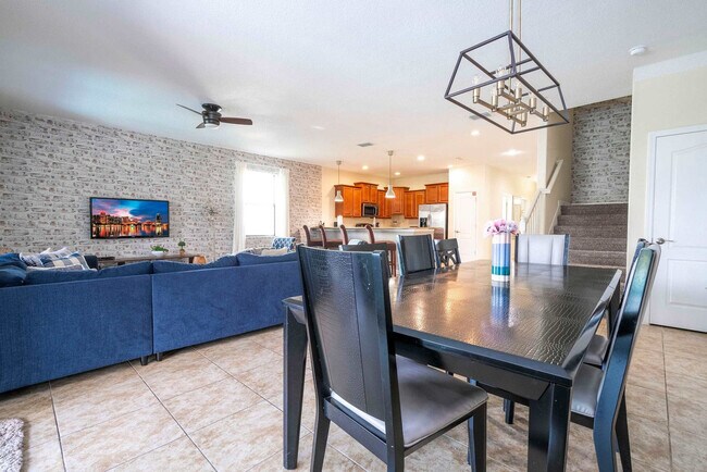 1416 Moon Valley Dr in Four Corners, FL - Building Photo - Building Photo