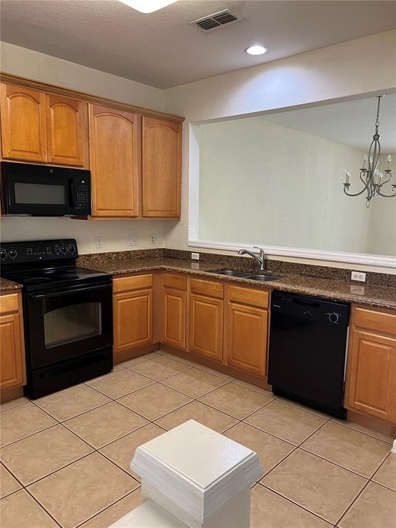 7041 Cadiz Blvd in Orlando, FL - Building Photo - Building Photo