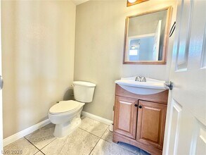 1092 Whispering Birch Ave in Las Vegas, NV - Building Photo - Building Photo
