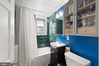 1820 Clydesdale Pl NW in Washington, DC - Building Photo - Building Photo