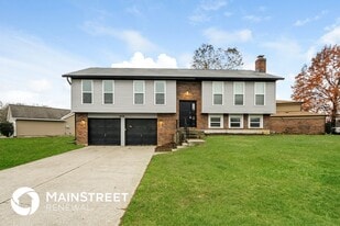 5678 Colonist Cir in Indianapolis, IN - Building Photo