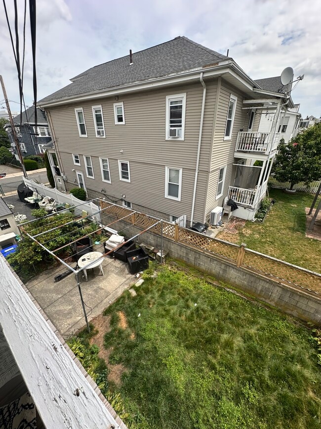 266 Market St
