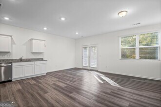 403 Kings Cross Wy in Cartersville, GA - Building Photo - Building Photo