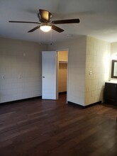 Madison Square Apartments in Madison, FL - Building Photo - Building Photo