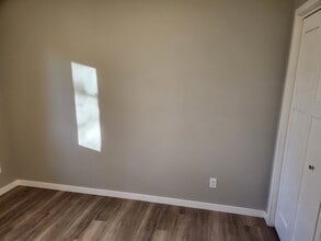 1816 D Avenue, Unit 1816unitB in Kearney, NE - Building Photo - Building Photo