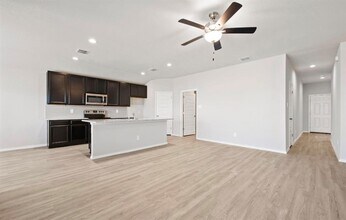 3204 Ridge Pl in New Berlin, TX - Building Photo - Building Photo