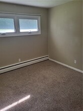 1187 Ridge Rd in Horseheads, NY - Foto de edificio - Building Photo