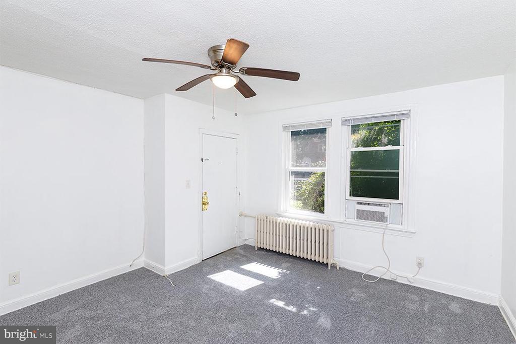 430 Mellon St SE in Washington, DC - Building Photo
