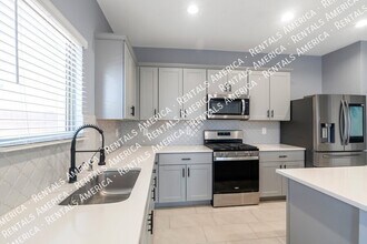 12440 W Gini Ln in Marana, AZ - Building Photo - Building Photo