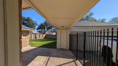 21355 Park Tree Ln in Katy, TX - Building Photo - Building Photo