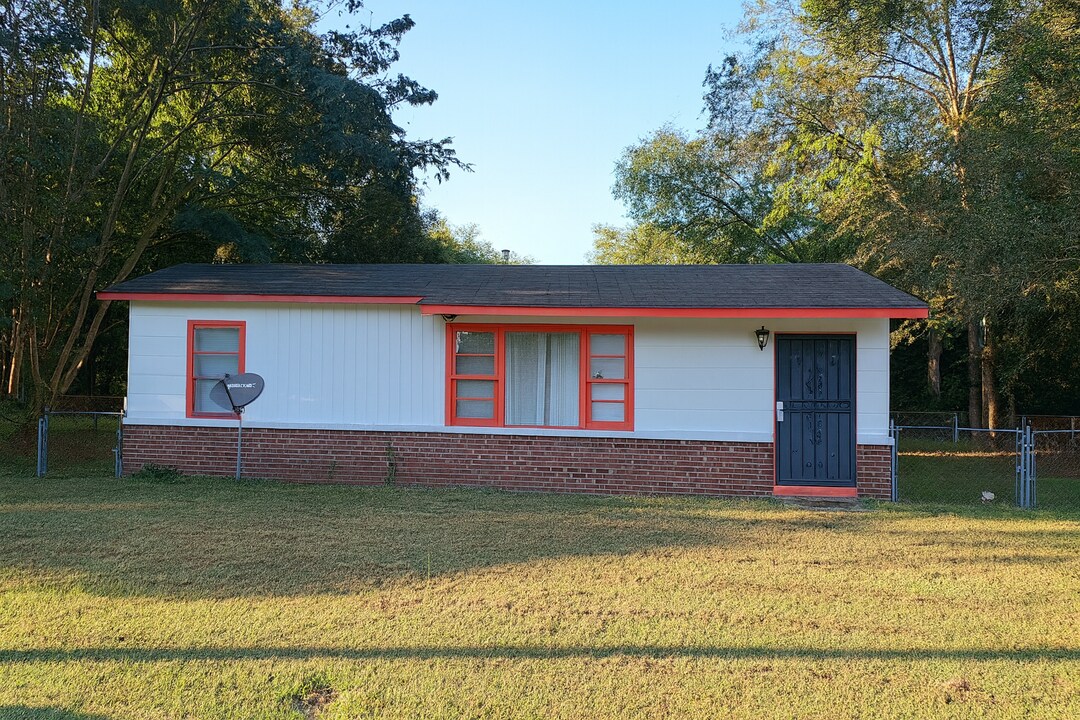 2849 Leone Dr N in Macon, GA - Building Photo