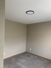 1009 Edna Dr-Unit -1011 Edna in Farmington, MO - Building Photo - Building Photo