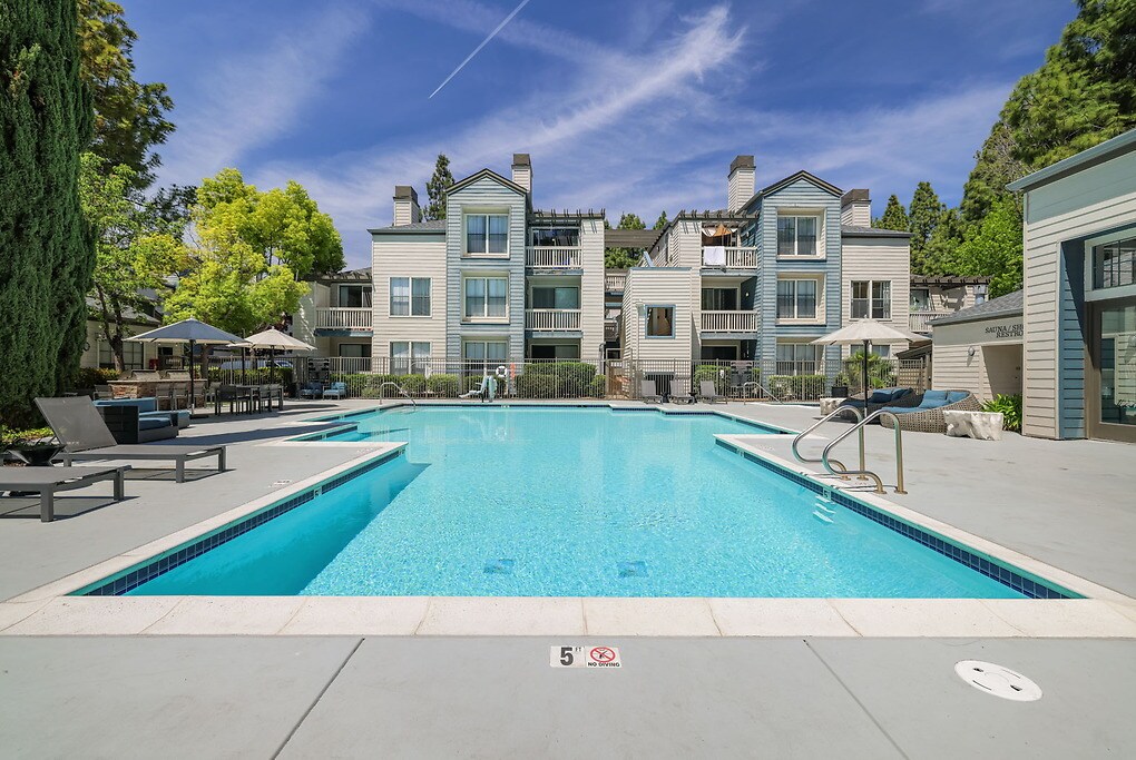 Fountains at River Oaks in San Jose, CA - Foto de edificio