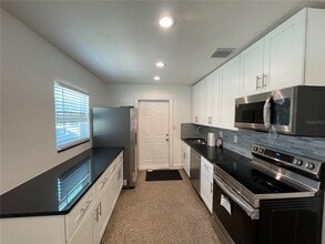 1147 Alma St in Clearwater, FL - Building Photo - Building Photo