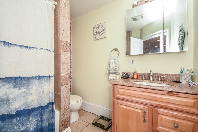 431 Faneuil St, Unit 2C