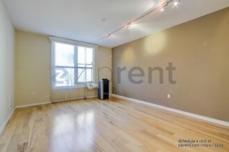 5800 3rd St in San Francisco, CA - Foto de edificio - Building Photo