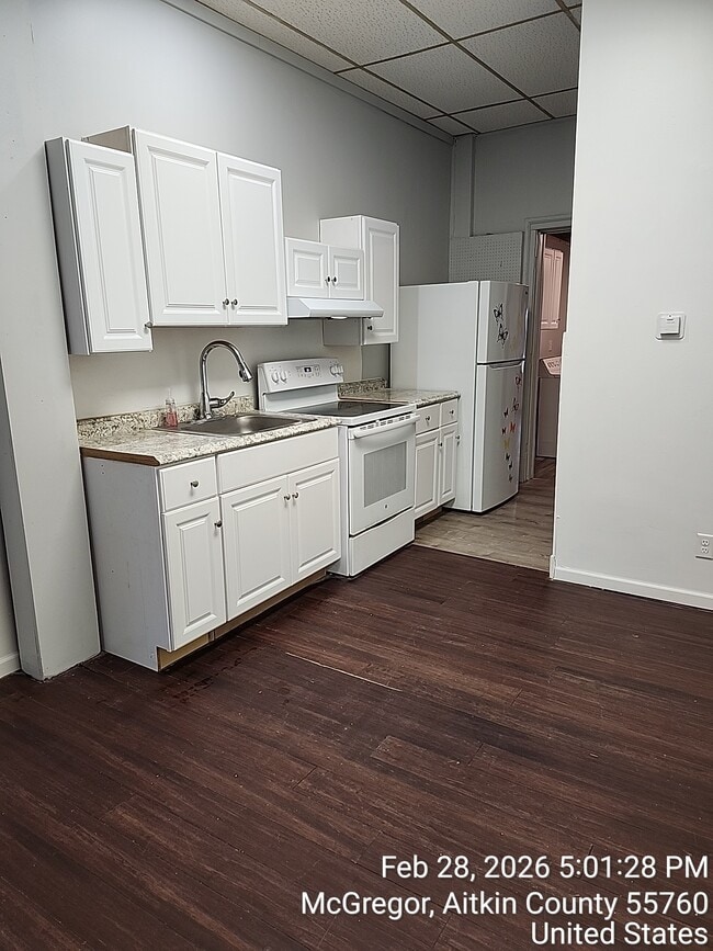 1 N Maddy St in McGregor, MN - Building Photo - Building Photo