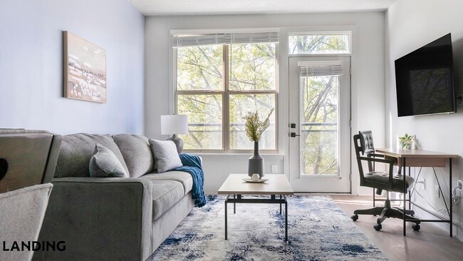 49 Boulevard SE in Atlanta, GA - Foto de edificio - Building Photo