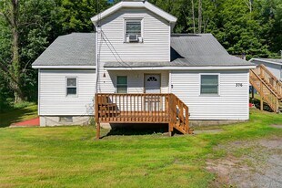 376 Bridgeville Rd in Monticello, NY - Building Photo