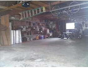 2257 E Eichel Ave in Evansville, IN - Foto de edificio - Building Photo