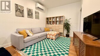 266 Symington Ave in Toronto, ON - Building Photo