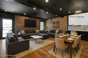 1529 W Market St in Louisville, KY - Building Photo