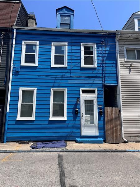 1819 Harcum Wy in Pittsburgh, PA - Building Photo