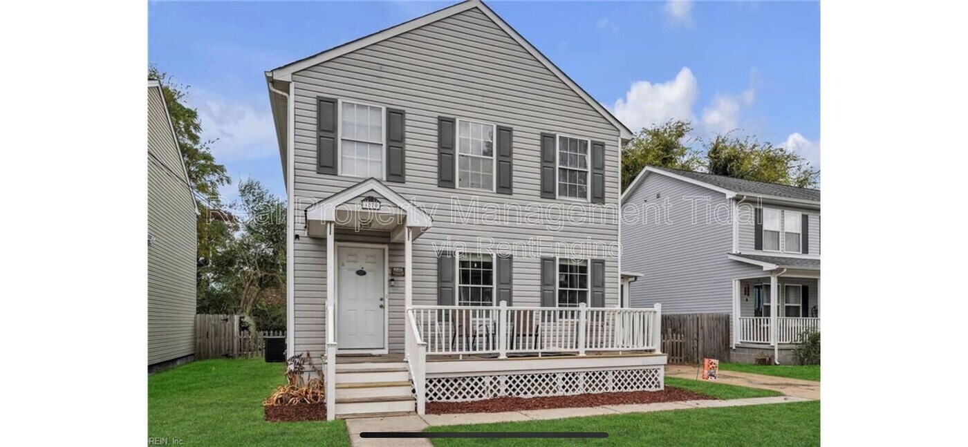 1070 Joyner St in Norfolk, VA - Building Photo