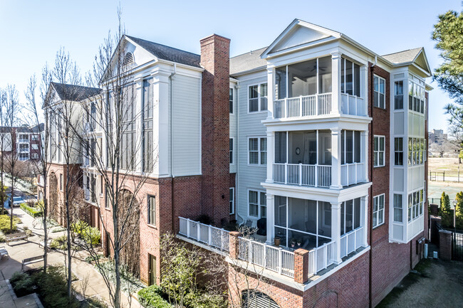 Lexington Condominiums in Memphis, TN - Building Photo - Building Photo