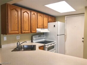 3303 Royal Canadian Trace in Ft. Myers, FL - Building Photo - Building Photo