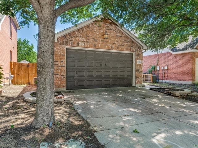 2709 Mountain Lion Dr in Fort Worth, TX - Building Photo - Building Photo
