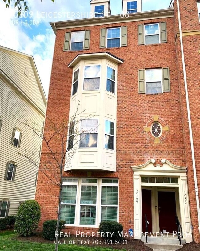 property at 15109 Leicestershire St