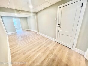 433 Boulevard Ave in Dickson City, PA - Building Photo - Building Photo