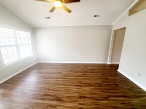 213 Black Water Ln in Lexington, KY - Building Photo - Building Photo