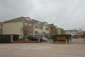 Reflections On Gentryside Townhomes in Houston, TX - Foto de edificio - Building Photo