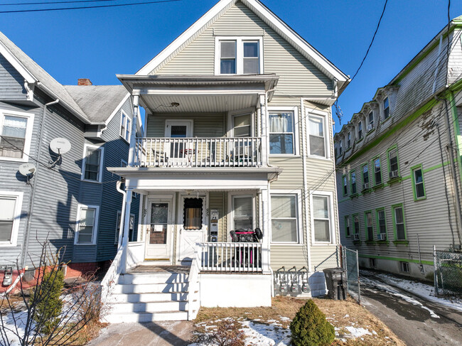 85 Clinton Ave in New Haven, CT - Building Photo - Primary Photo