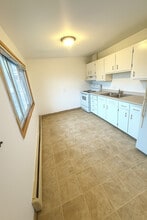 Lake Point Drive Apartments in Madison, WI - Building Photo - Building Photo