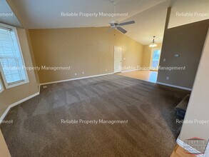 411 N 4200 E in Rigby, ID - Foto de edificio - Building Photo