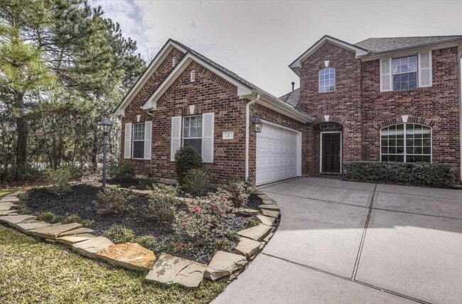 property at 3 Patina Pines Pl