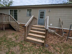 1732A Cassatt Rd in Cassatt, SC - Building Photo - Building Photo