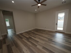 7350 Cayton St in Houston, TX - Foto de edificio - Building Photo