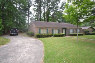 3 Edward Cir in Magnolia, AR - Building Photo